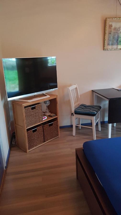 Apartamento Logeerruimte In Gerenoveerde Boerderij In Wachtum Exterior foto